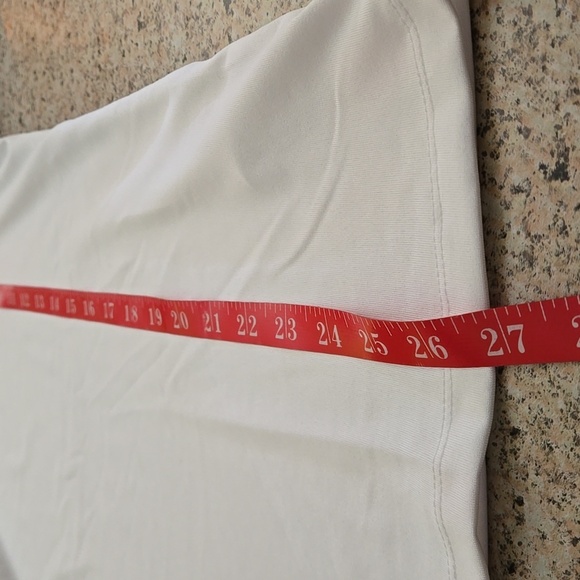 Susan Graver Short Sleeve White-Liquid Knit Top Women size L - Picture 8 of 8
